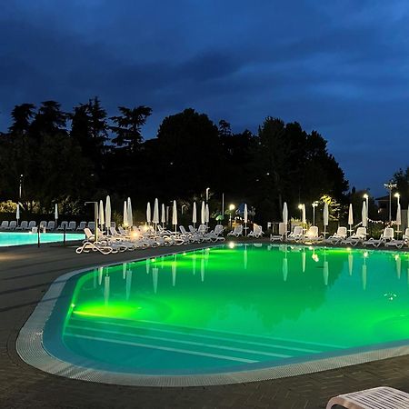 Sisan Family Resort Bardolino Exterior photo