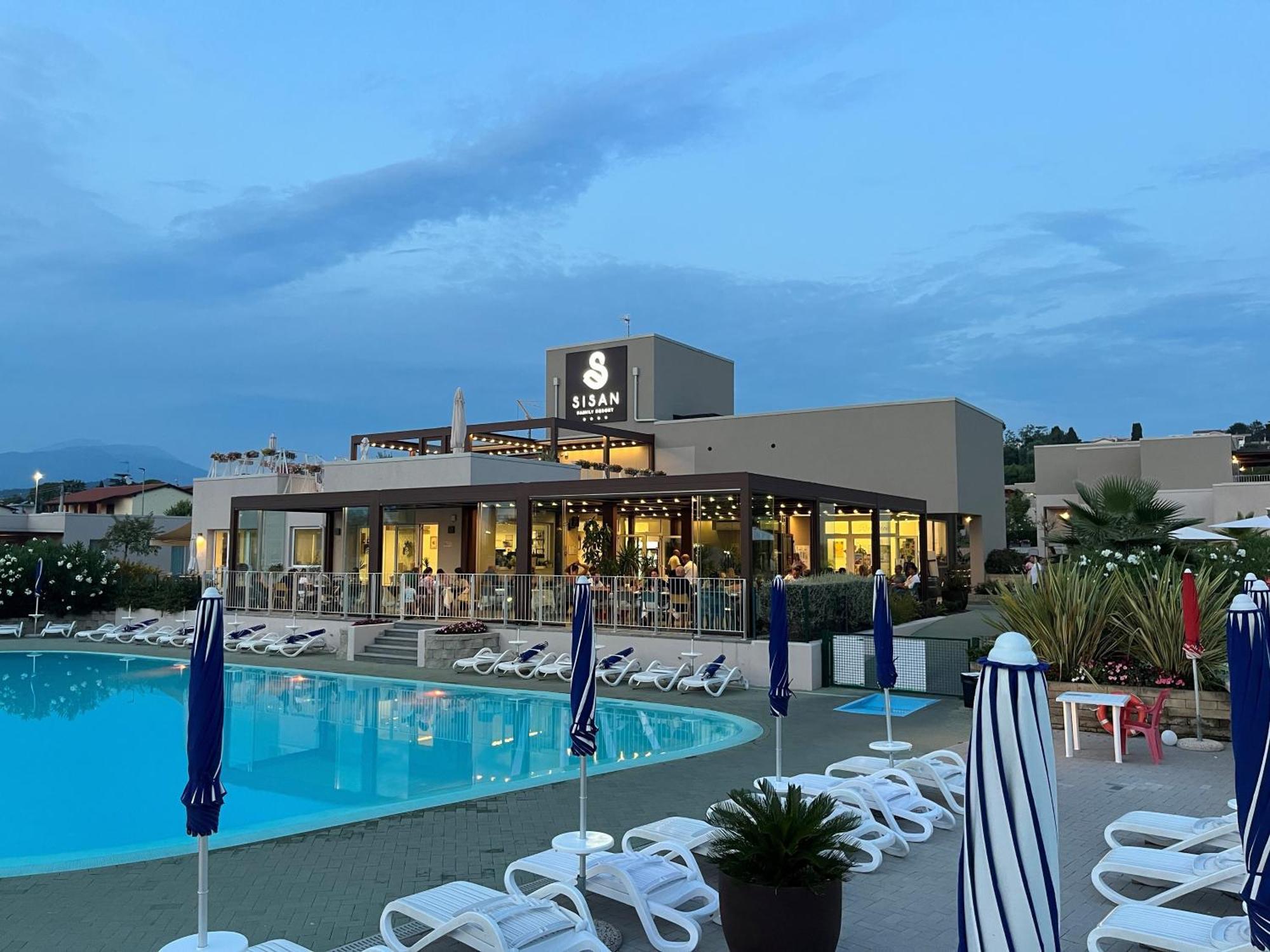 Sisan Family Resort Bardolino Exterior photo