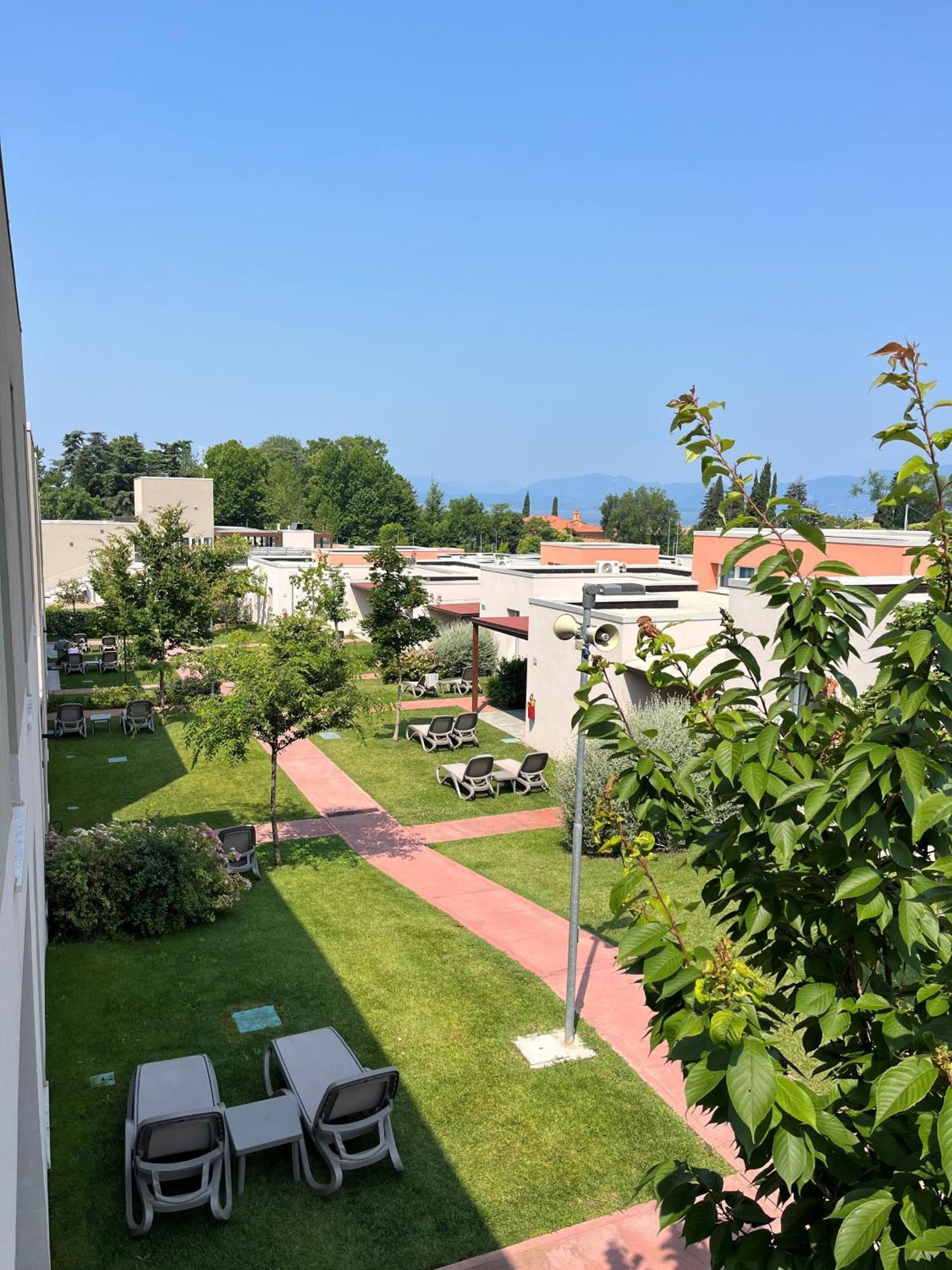 Sisan Family Resort Bardolino Exterior photo